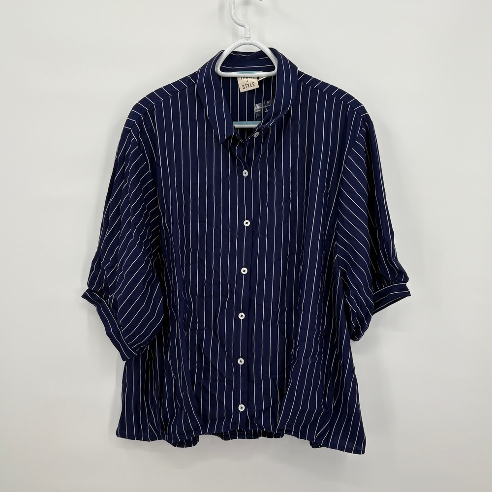 Truth + Style Womens XL Navy Blue White Pinstripe Button Down Short Sleeve Top